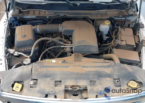 2021 Ram 1500 Classic Tradesman 4X4 6'4 Box z USA, uszkodzony, nr VIN 1C6RR7FG9MS556741